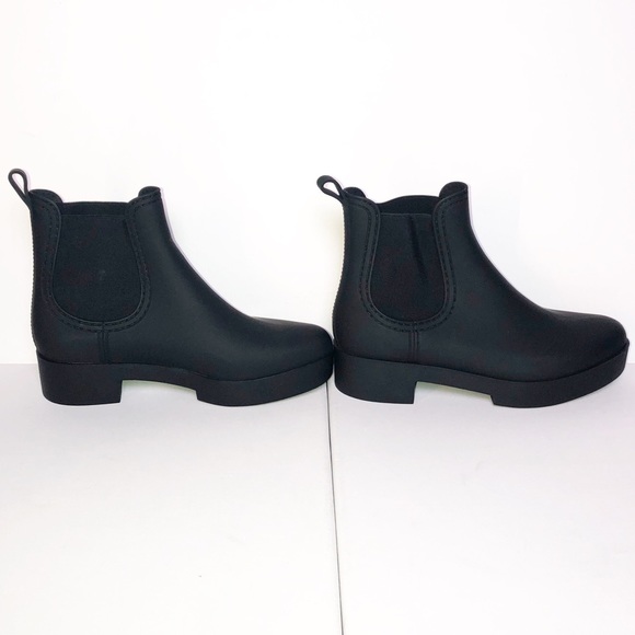 Jeffrey Campbell Hydra Black Matte Chelsea Booties - Picture 7 of 13